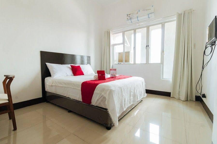 Reddoorz Plus At Banawe Quezon City Eksteriør billede