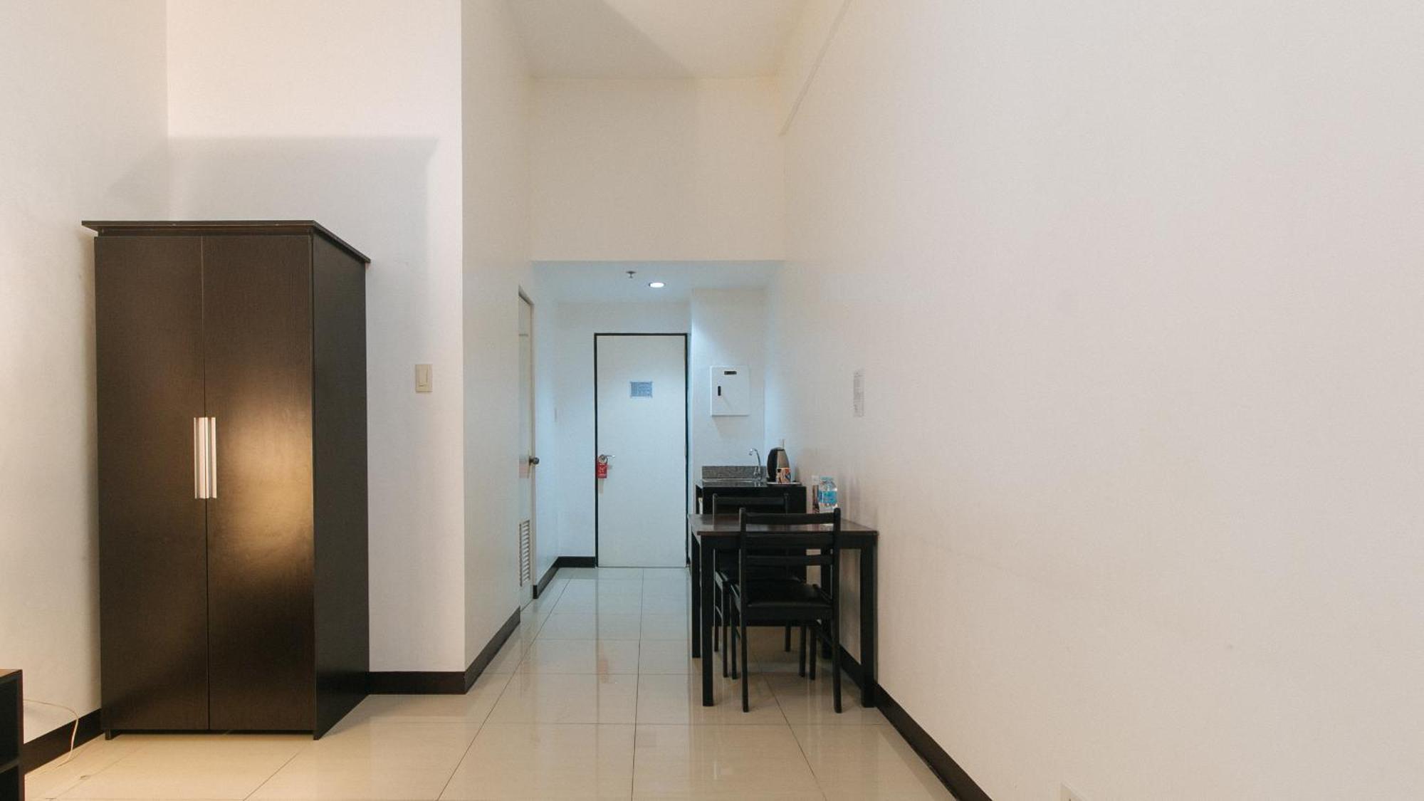 Reddoorz Plus At Banawe Quezon City Eksteriør billede