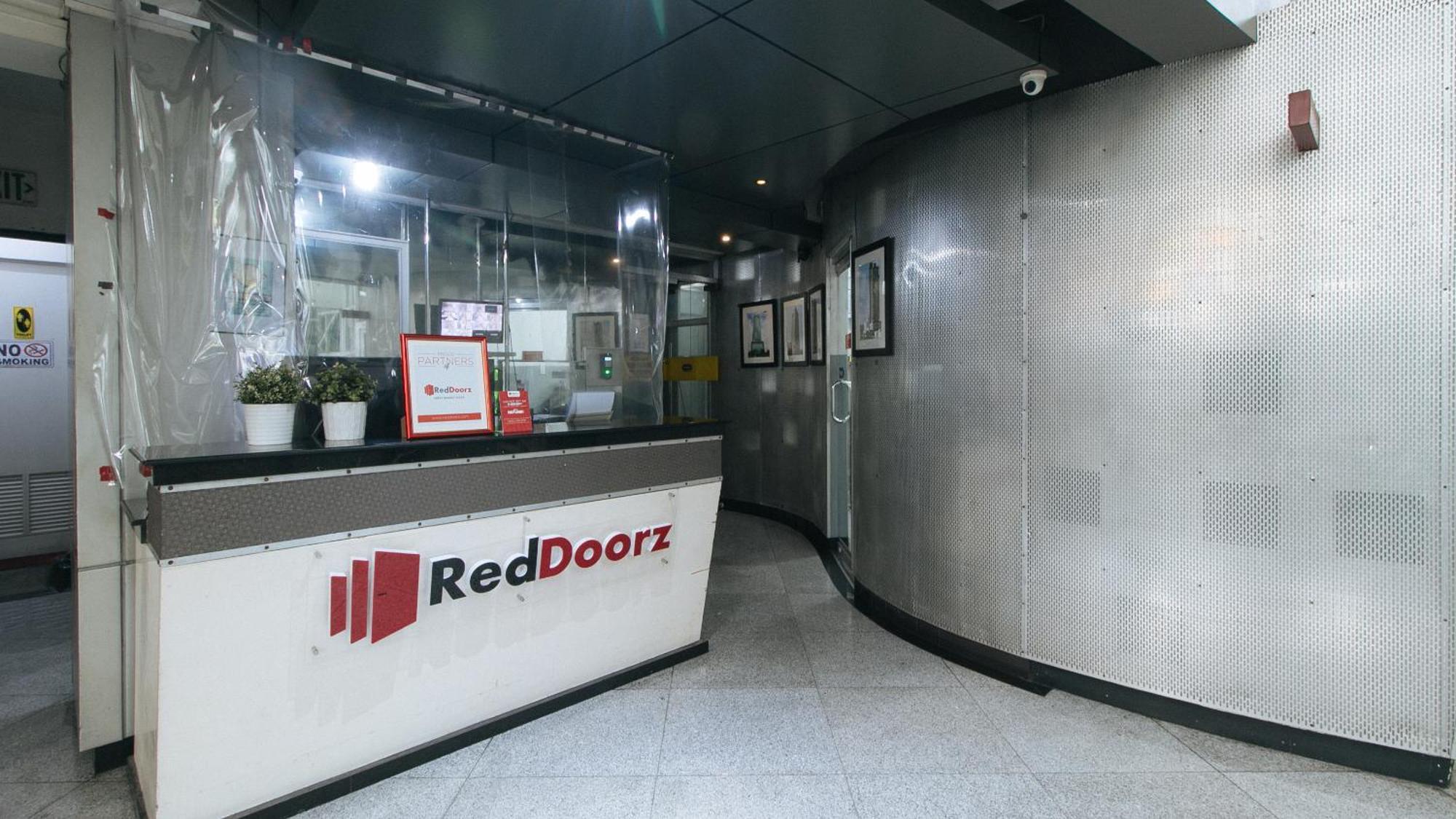Reddoorz Plus At Banawe Quezon City Eksteriør billede