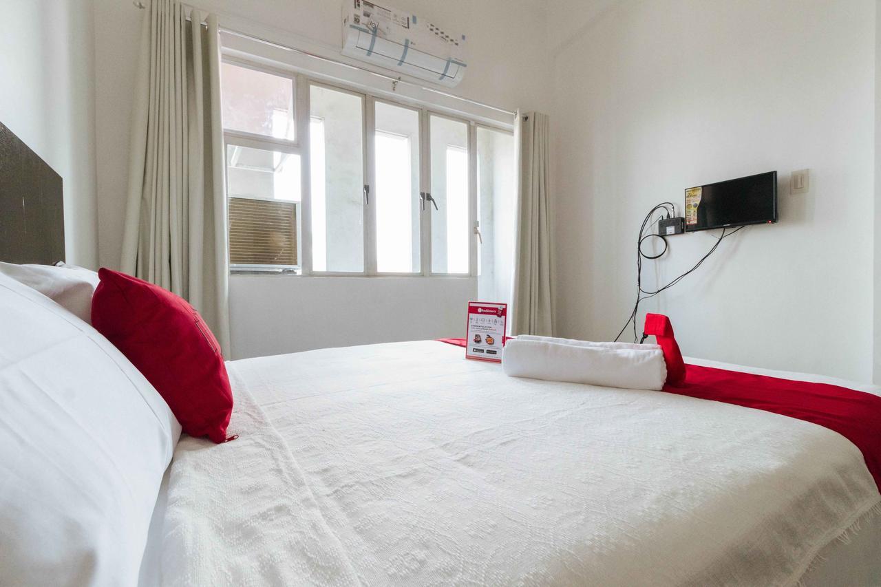 Reddoorz Plus At Banawe Quezon City Eksteriør billede
