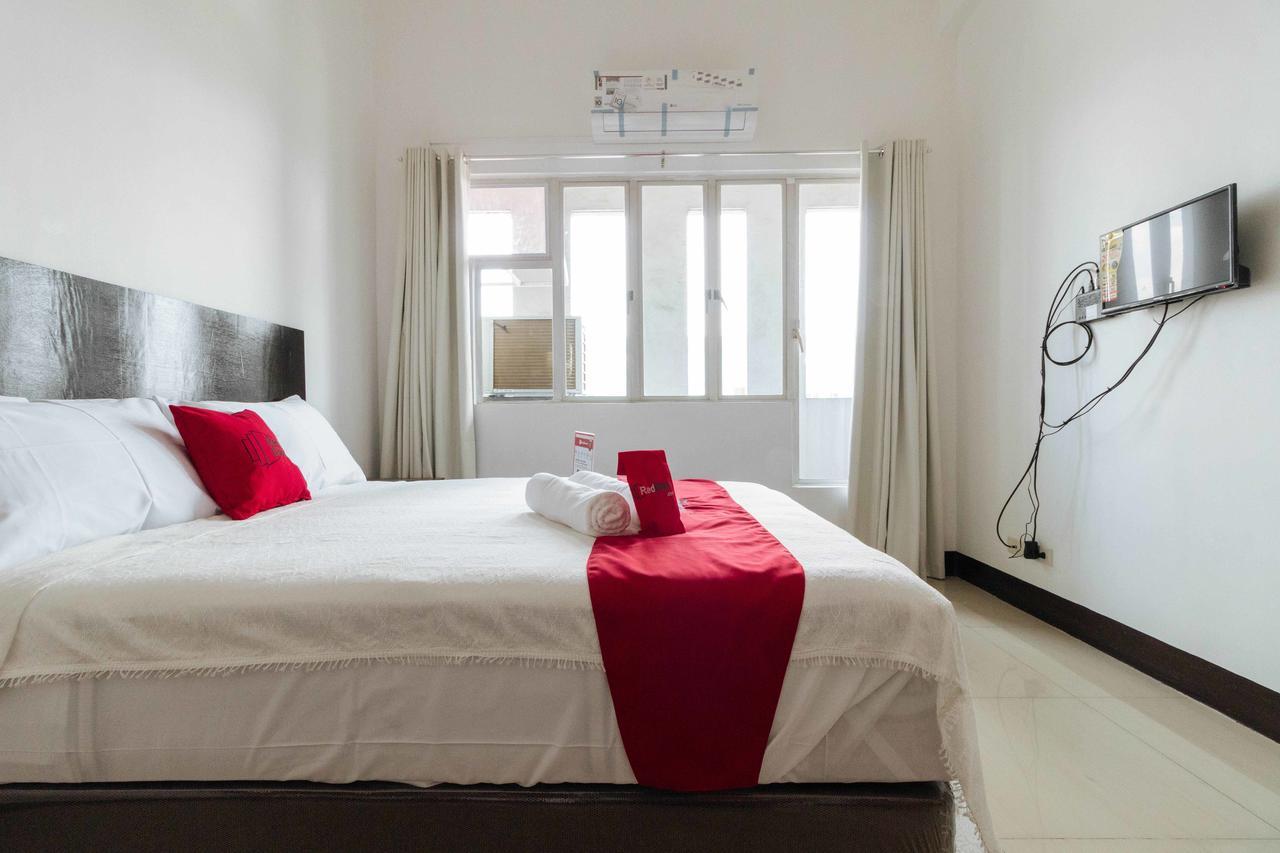 Reddoorz Plus At Banawe Quezon City Eksteriør billede